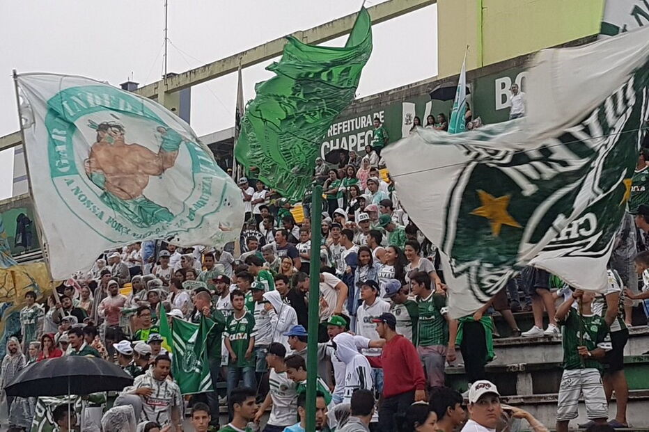 Adeptos partilham imagens nas redes sociais