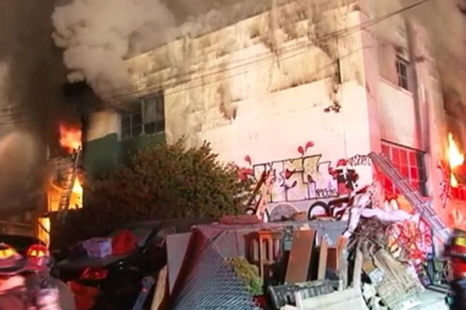 Incêndio mortal em festa num armazém dos EUA