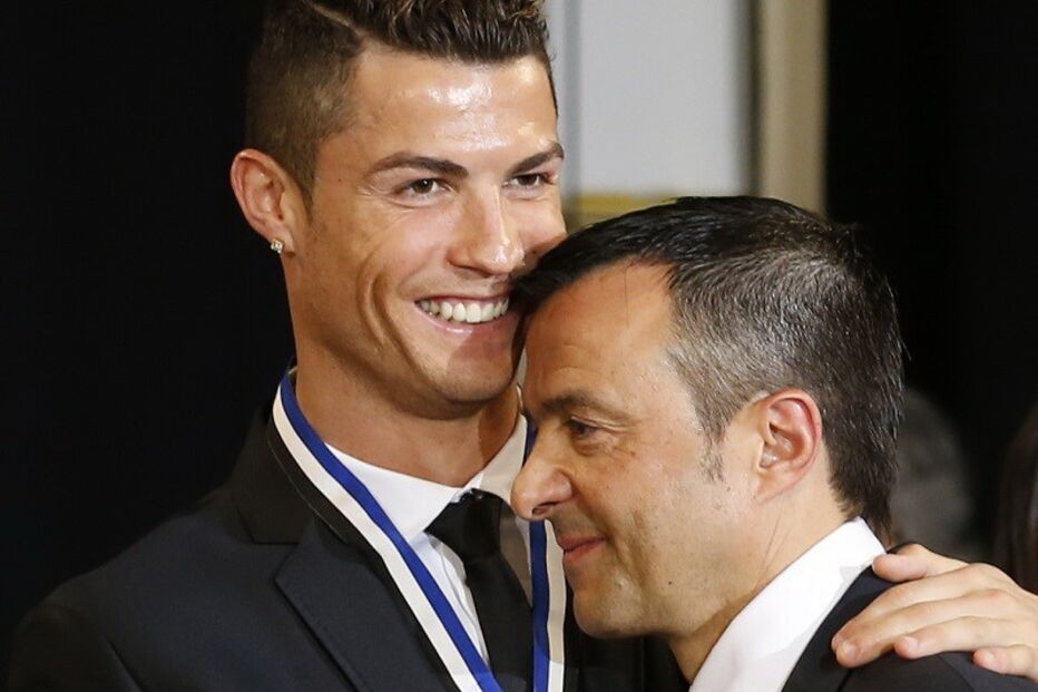 Jorge Mendes, Ronaldo, craques, futebol, Mourinho, impostos, fuga, empresário, desporto