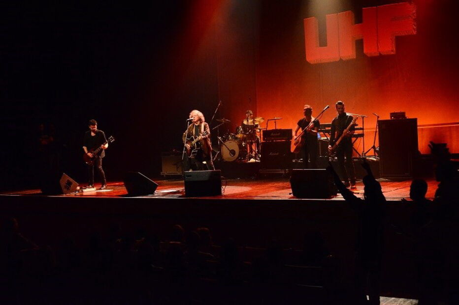 UHF, concerto, Centro Cultural Olga Cadaval, Rua do Carmo, Noites Negras de Azul, António Manuel Ribeiro, música, artes, cultura e entretenimento