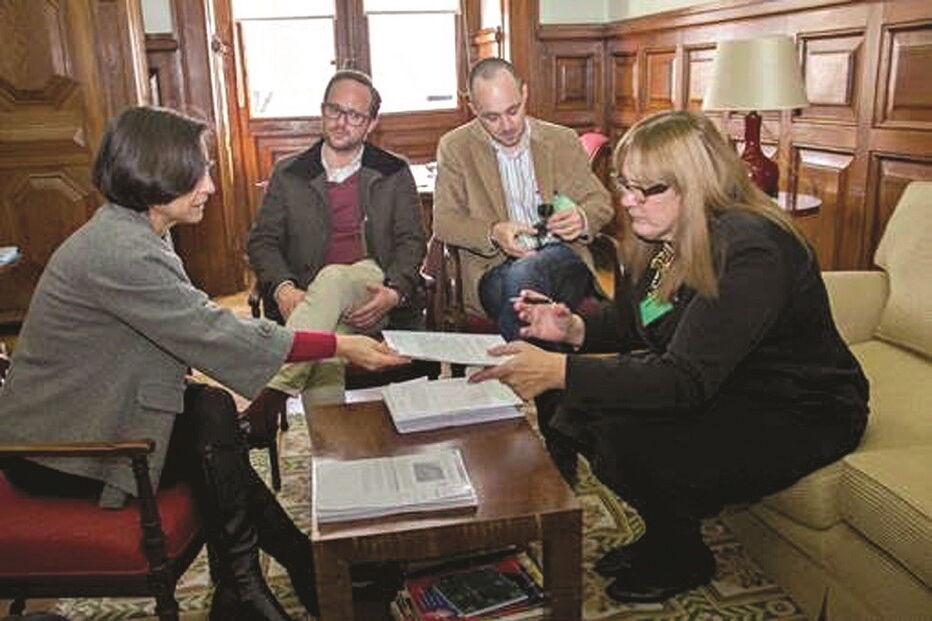 população, maus cheiros, casqueira, odores, nauseabundos, fábrica, revolta, s. joão da madeira