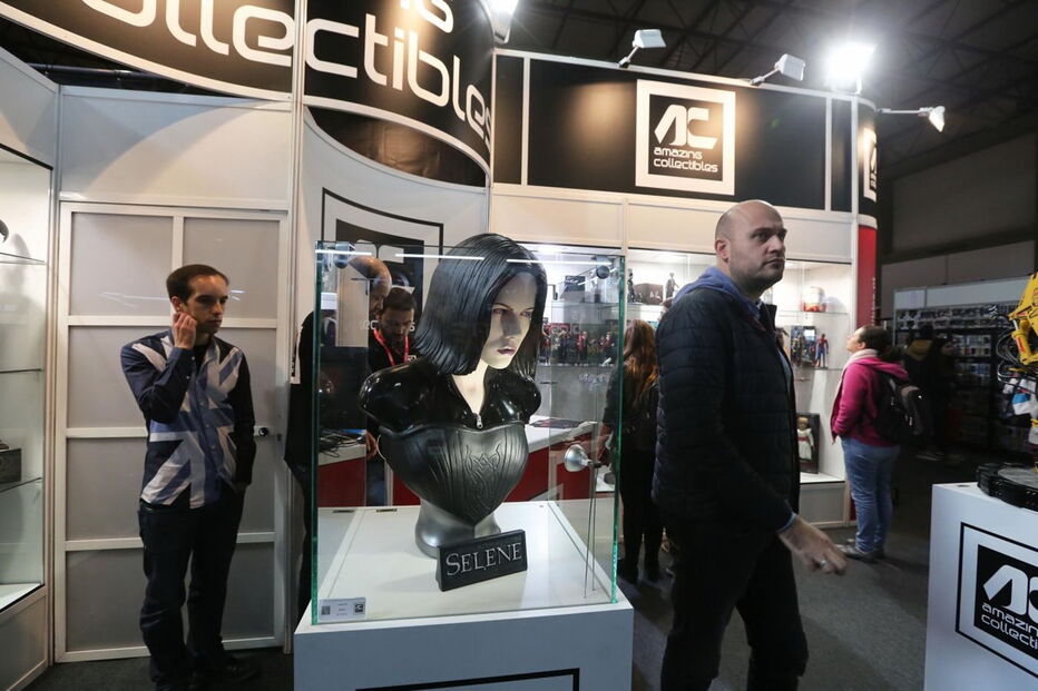 Fãs enchem Exponor no primeiro dia da Comic Con