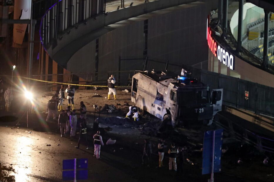 Duas explosões em Istambul fazem 13 mortos