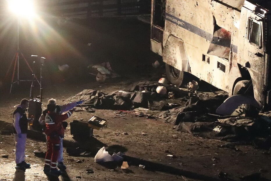 Duas explosões em Istambul fazem 13 mortos