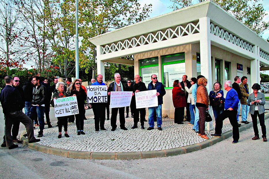 manifestantes, hospital, portimão