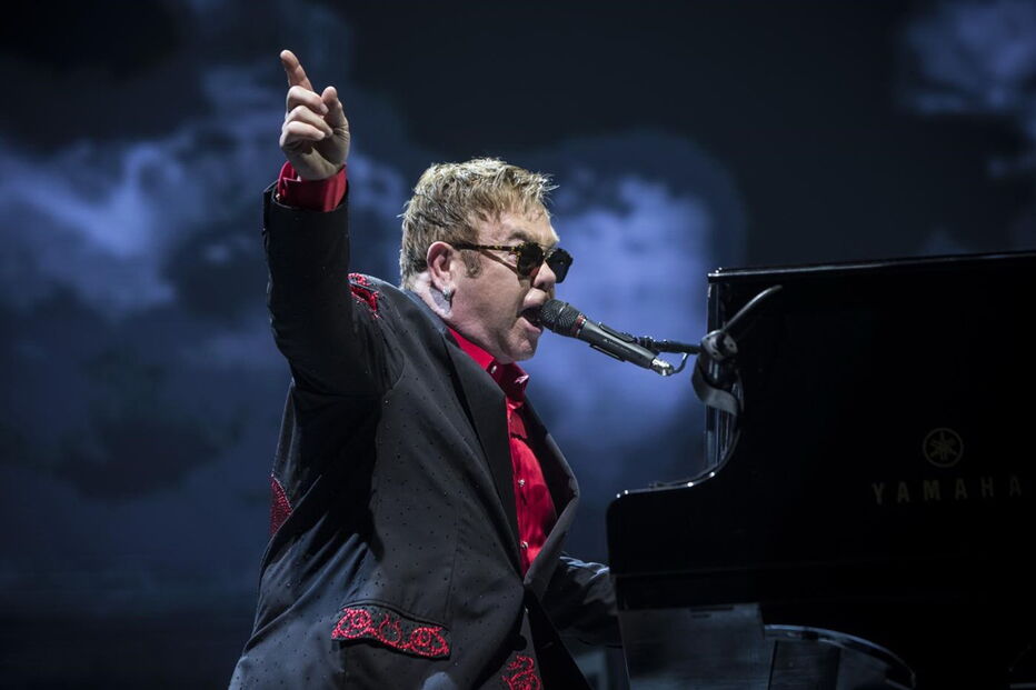 Milhares de portugueses esgotaram MEO Arena para ver Elton John