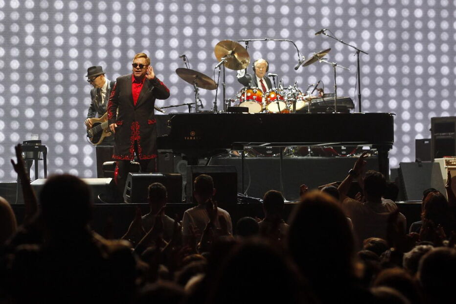Milhares de portugueses esgotaram MEO Arena para ver Elton John