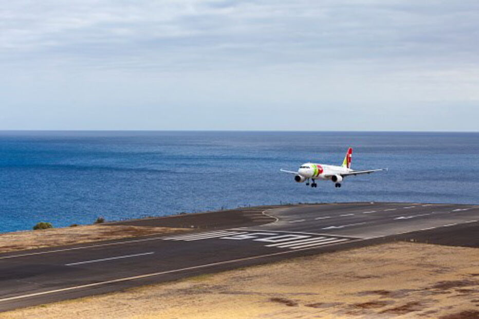 aeroporto madeira, avião tap