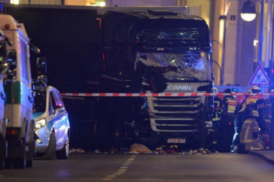 19-12-2016_22_27_12 berlim banner2.jpg