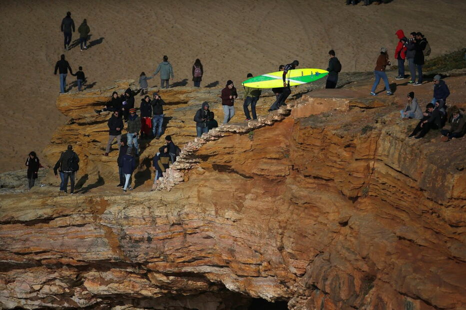 Especialistas em ondas gigantes competiram nas vagas da Nazaré