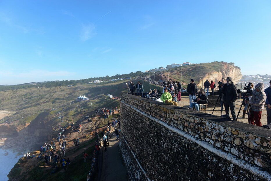  Especialistas em ondas gigantes competiram nas vagas da Nazaré
