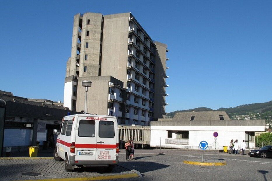 Alberto Sá Machado, Palmeira, Santo Tirso, Bombeiros de Santo Tirso, VMER, Guimarães, Hospital de Guimarães, política