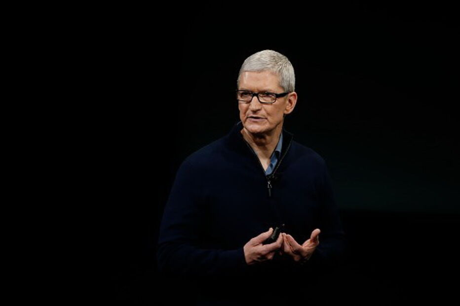 21-12-2016_13_56_52 32 - Tim Cook.jpg