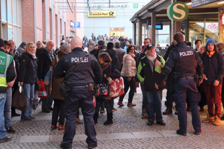 22-12-2016_14_47_12 berlim3.png