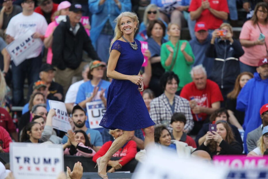 Kellyanne Conway foi a primeira mulher diretora de campanha na história dos Estados Unidos que viu o seu candidato a conquistar a Casa Branca