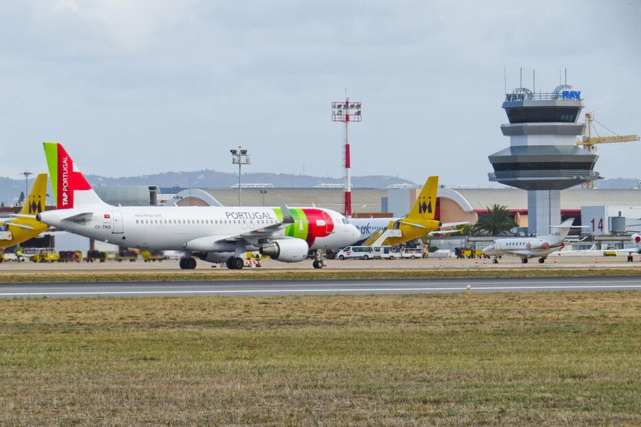 aeroporto, avião. lisboa, xxx