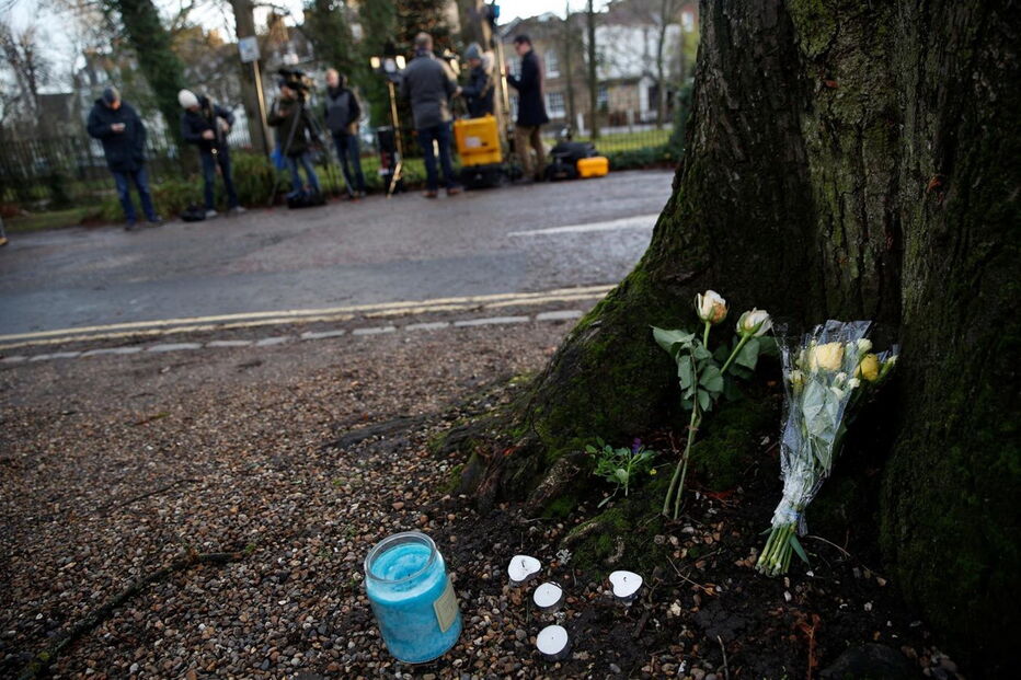 Fãs prestam homenagem a George Michael
