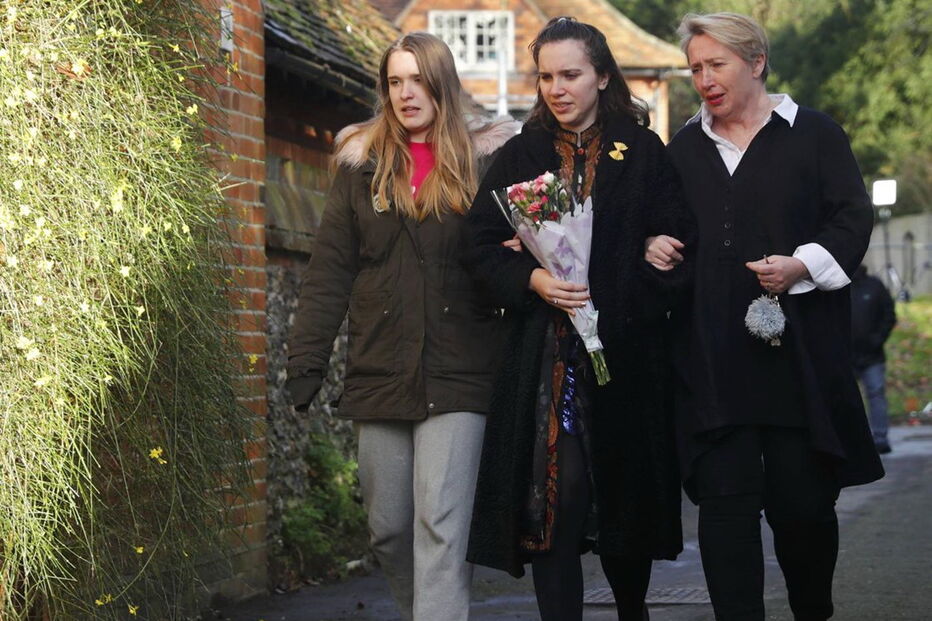 Fãs prestam homenagem a George Michael