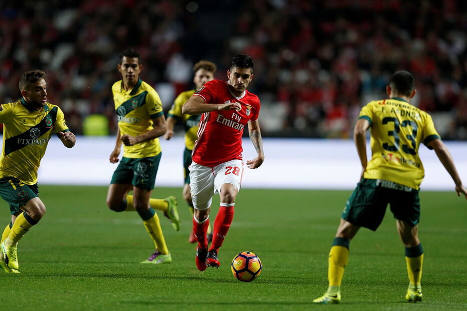 As melhores imagens do encontro entre Benfica e Paços de Ferreira