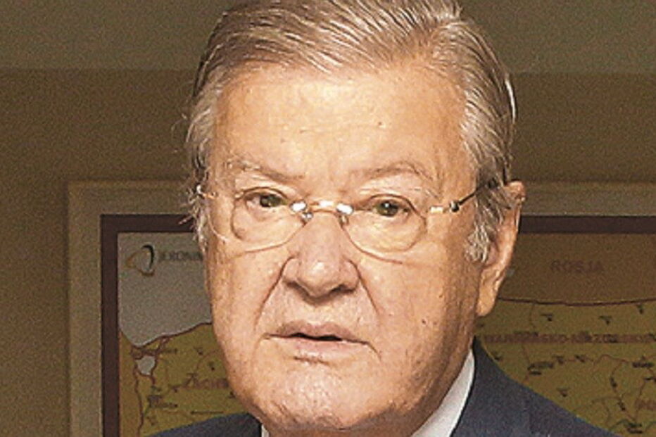 A. Soares dos Santos