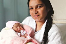 bebés, nascimento, ano novo,  Lisboa, Vila Franca de Xira, Porto, meninas, rapaz. 2017