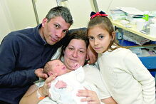 bebés, nascimento, ano novo,  Lisboa, Vila Franca de Xira, Porto, meninas, rapaz. 2017