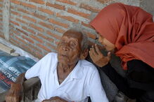 Indonésio, homem, guinness, Saparman Sodimejo, idoso