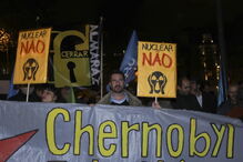 Protesto foi convocado pelo Movimento Ibérico Anti-nuclear