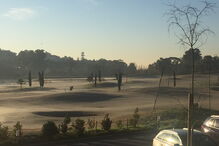 Gelo cobriu campo de golfe do Complexo Desportivo do Jamor