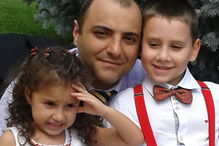 Giampero, a mulher, Adriana e os dois filhos, Gianfilippo e Ludovica sobreviveram à avalanche em Itália