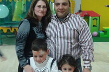 Giampero, a mulher, Adriana e os dois filhos, Gianfilippo e Ludovica sobreviveram à avalanche em Itália