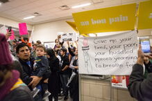 Também houve manifestação no Dallas/Fort Worth International Airport