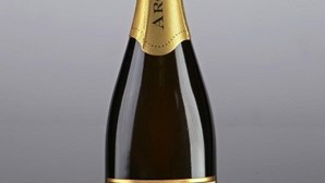 Chardonnay e Pinot Noir entram na marca Argau