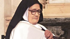 Vaticano analisa cinco milagres da Irmã Lúcia