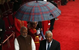 O primeiro-ministro, António Costa, e o seu homólogo indiano, Narenda Modi, durante a sua visita de Estado à Índia