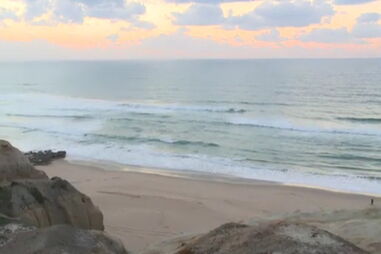 Aluna alvo de agressões junto a escola