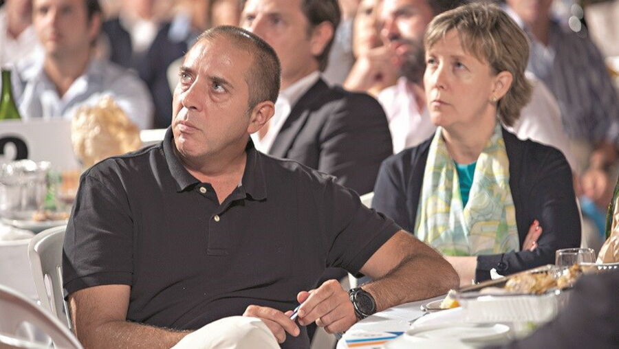 António de Albuquerque com a mulher, a ex-ministra das Finanças Maria Luís Albuquerque 