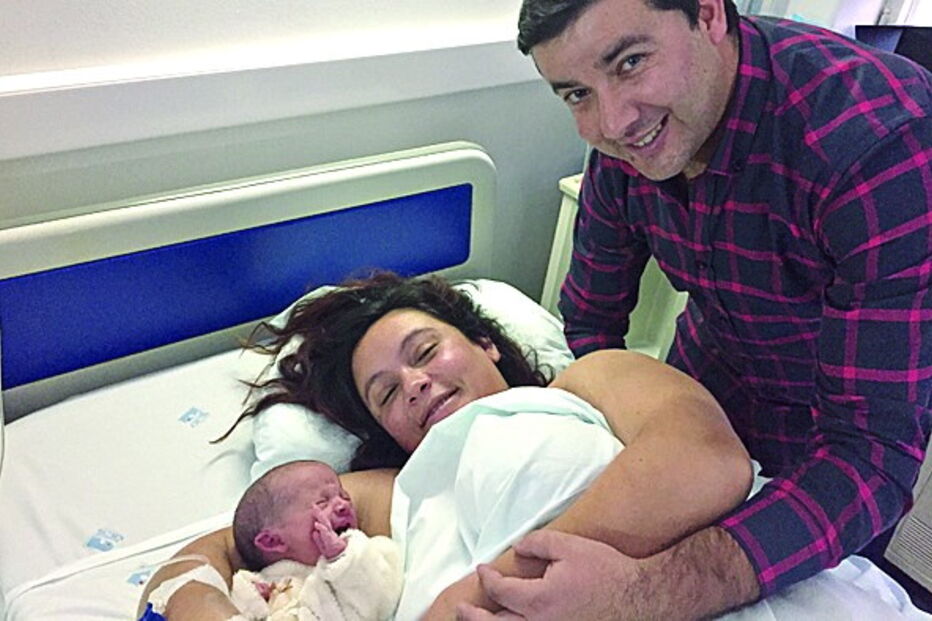 bebés, nascimento, ano novo,  Lisboa, Vila Franca de Xira, Porto, meninas, rapaz. 2017