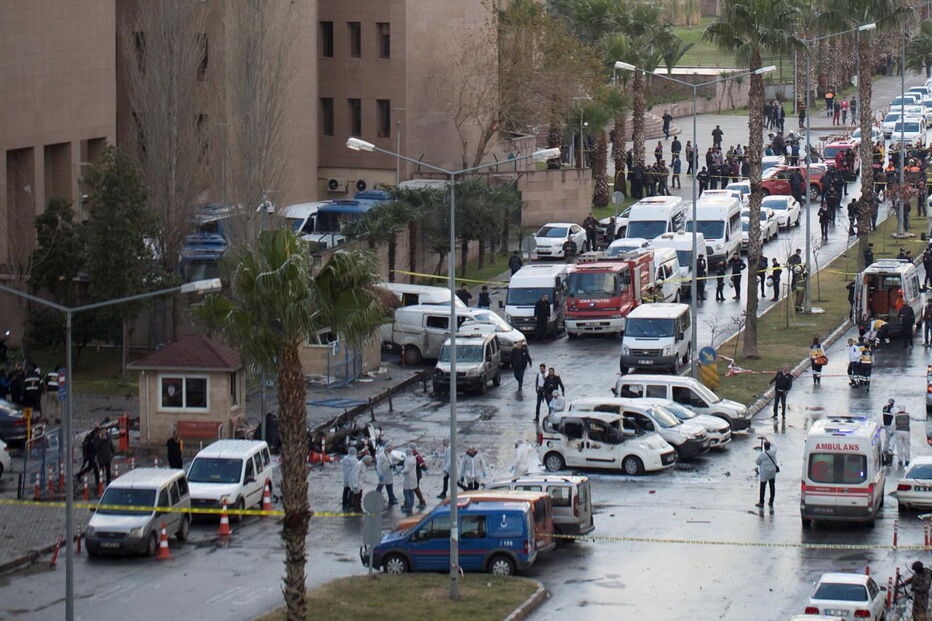 Izmir, Turquia, ataque, mortos, Partido dos Trabalhadores do Curdistão, PKK, Fethi Sekin, crime, lei e justiça, distúrbios, guerras e conflitos, terrorismo