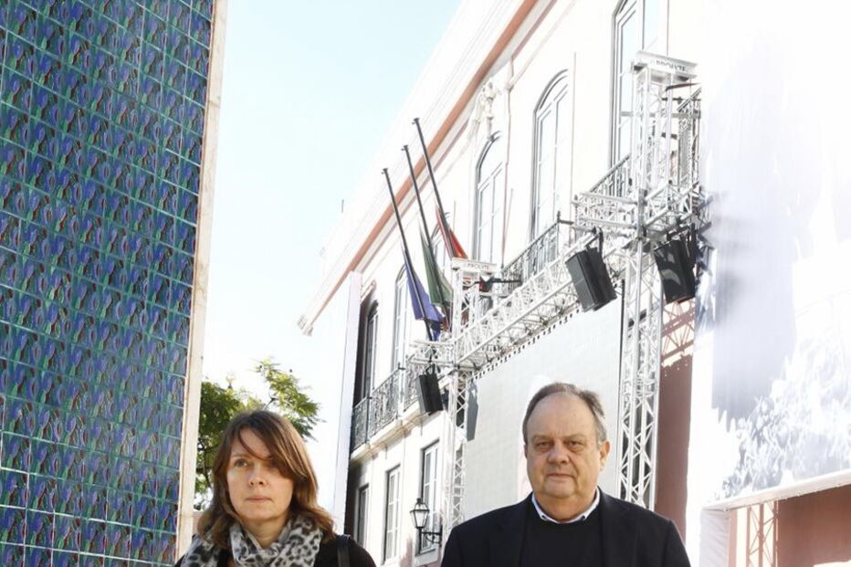 Personalidades apresentam condolências na sede do PS