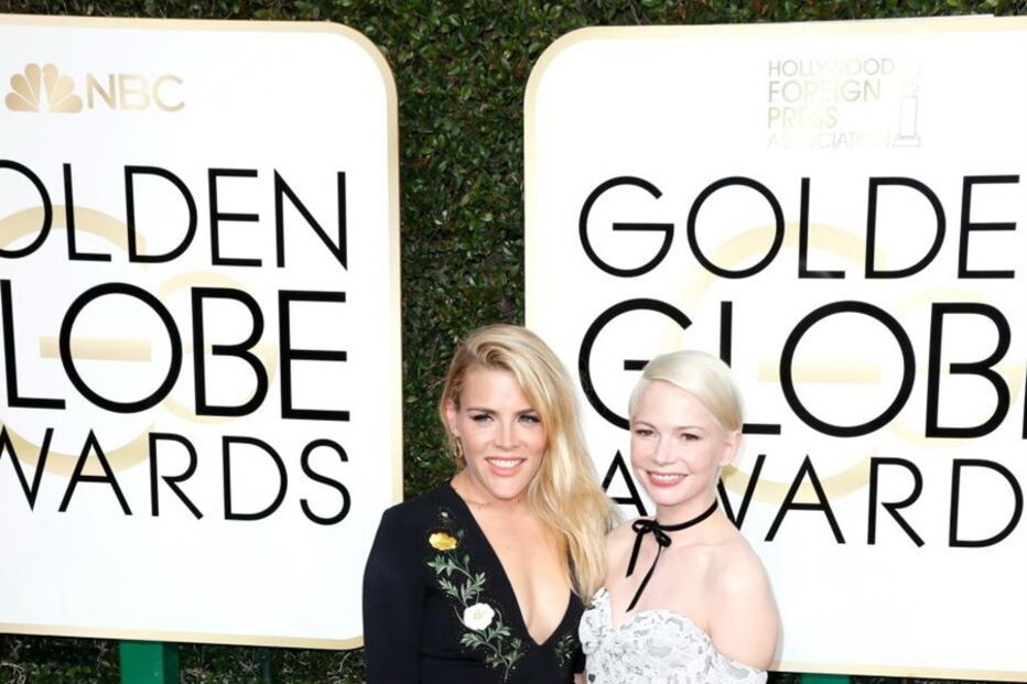 09-01-2017_09_23_43 busy philipps michelle williams.jpg