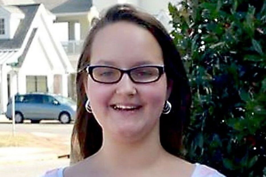 09-01-2017_13_40_16 Mothers-boyfriend-who-shared-her-rape-murder-fantasy-charged-with-raping-and-killing-her-14-year-ol.jpg