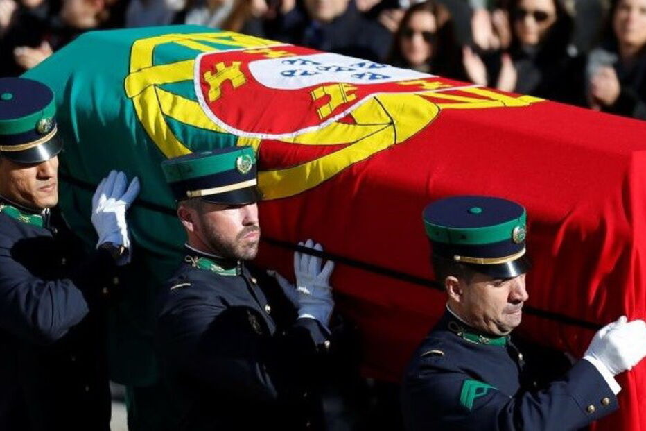 Bandeira da urna não é a bandeira nacional