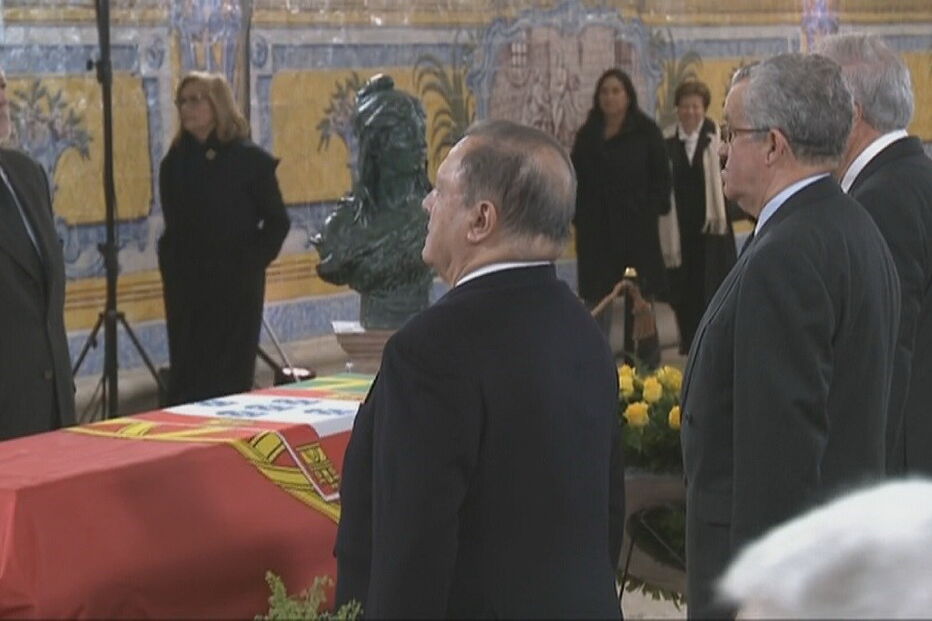 Bandeira nova trocada