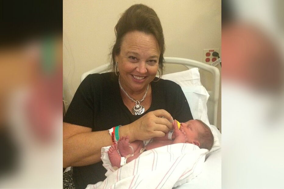 10-01-2017_14_47_35 avó mãe montagem.jpg