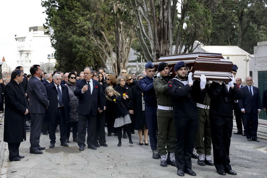  mário soares, funeral, cortejo, urna, parlamento, cemitério dos prazeres