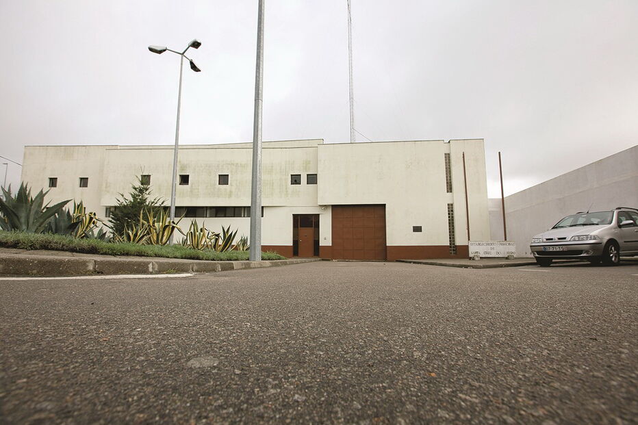 Santa Cruz do Bispo, cadeia