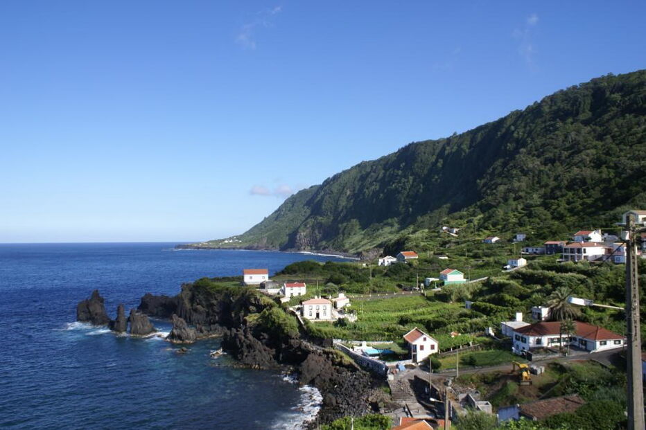 São Jorge, Açores, afundamento, Serviço Regional de Proteção Civil e Bombeiros dos Açores, Bombeiros Voluntários da Calheta, acidentes e desastres