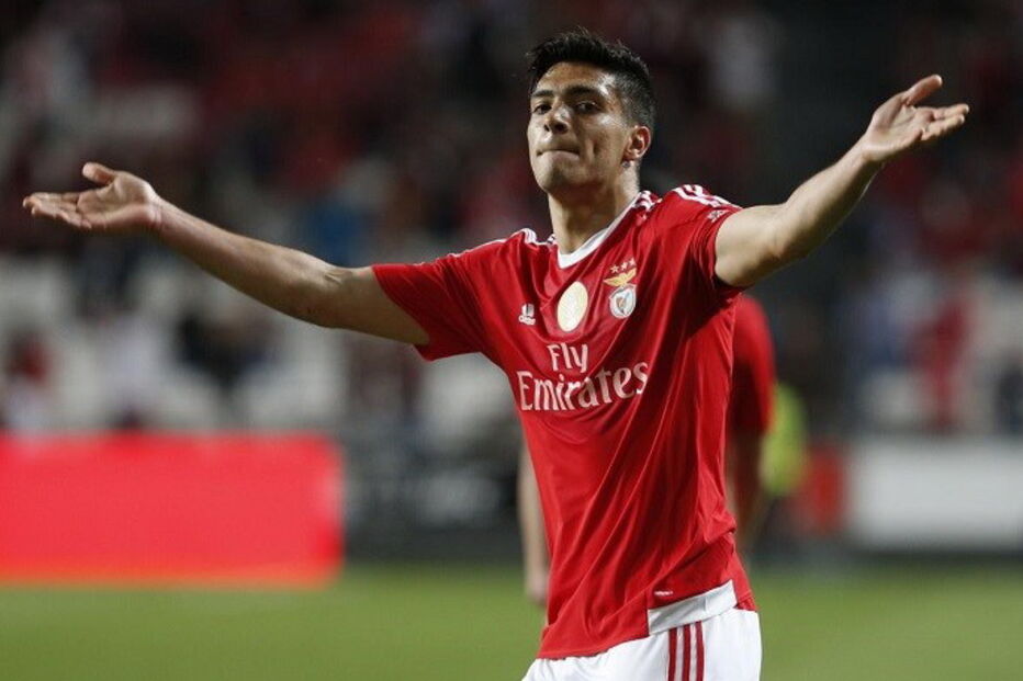 Luís Filipe Vieira, China, Raúl Jiménez, Benfica, Jorge Mendes, Seferovic, Frankfurt, Rui Vitória