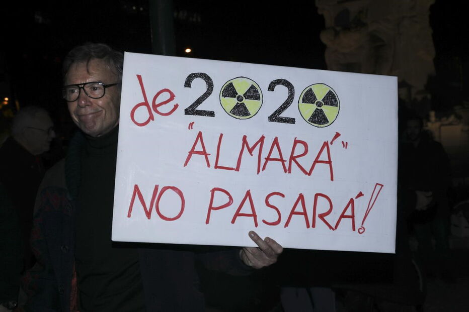 Protesto foi convocado pelo Movimento Ibérico Anti-nuclear
